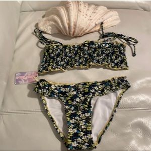 Girls 2Piece Swimwear - Size 10/12 (Large)